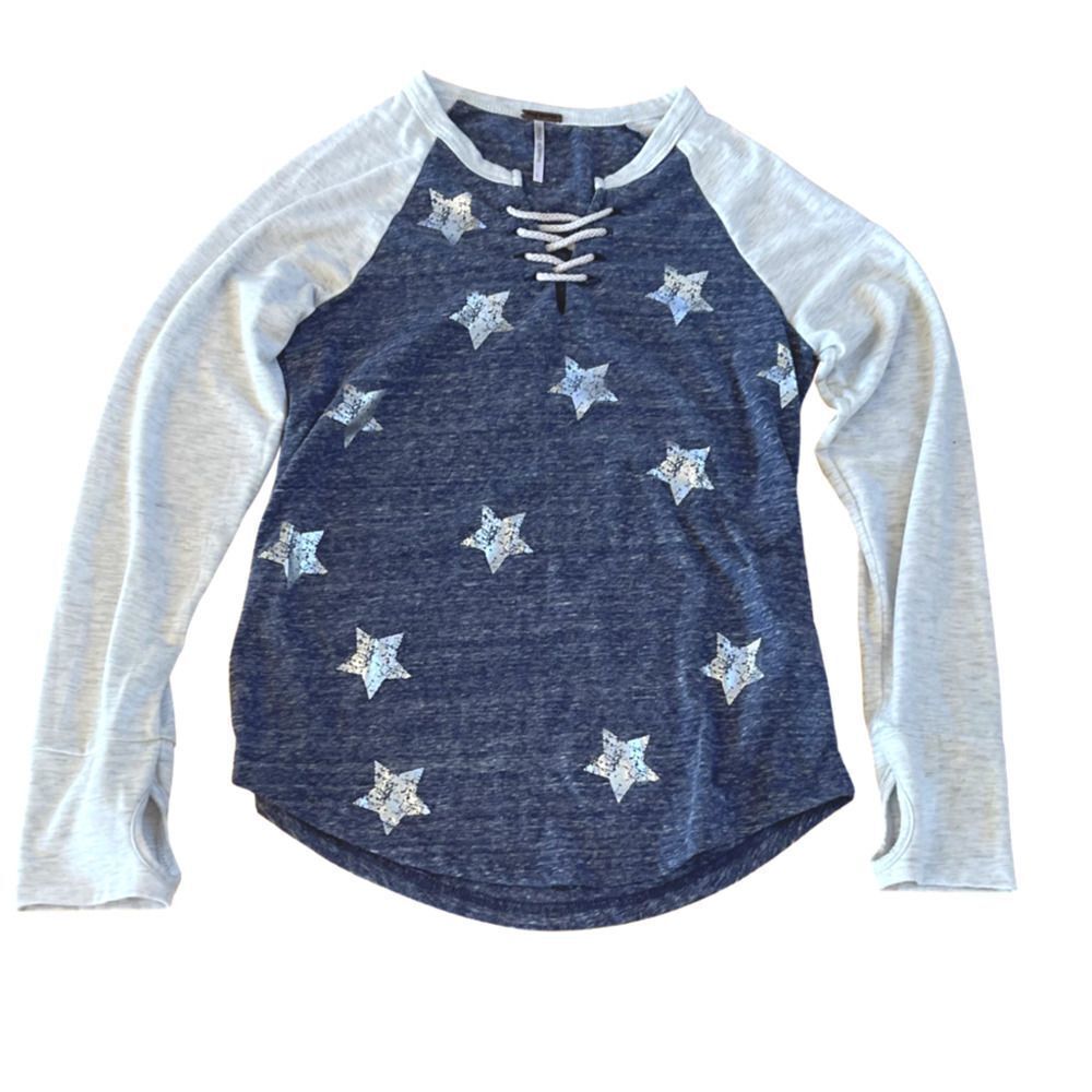 POOF Girl’s Long Sleeve Girl’s Large Blue and Cream top 